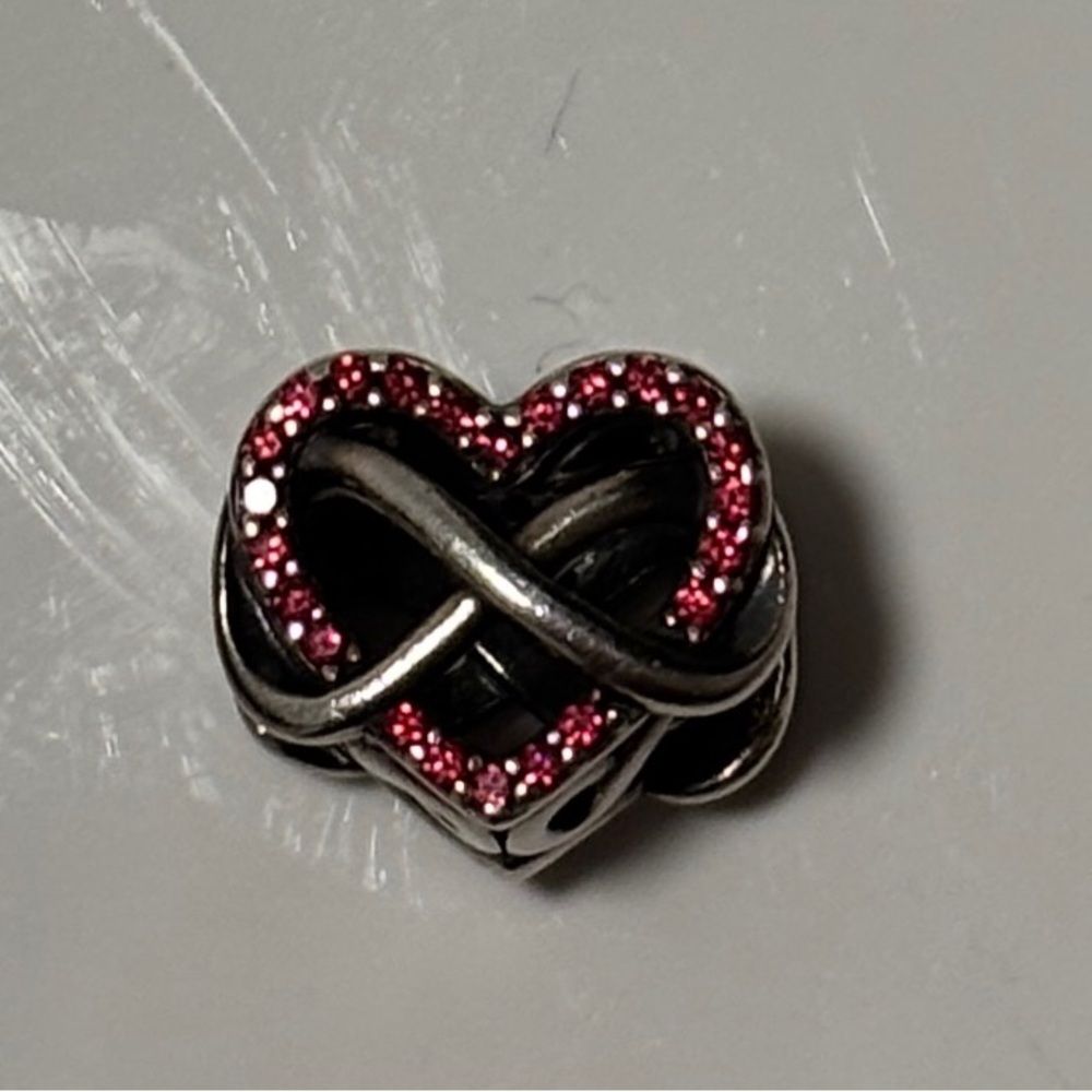 Pandora infinity heart charm